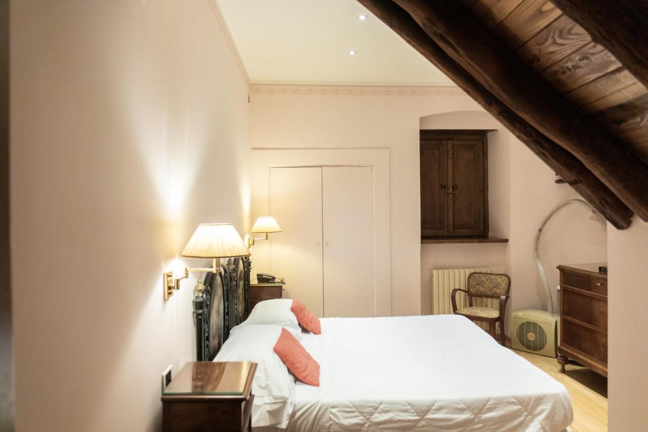 Hotel Clitunno 스폴레토 외부 사진